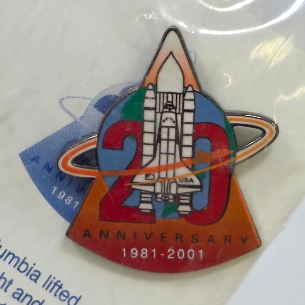 Boeing NASA Space Shuttle Columbia Pin Multicolor 20th Anniversary Collector